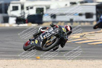 media/Apr-19-2025-CVMA (Sat) [[586b59ad56]]/Race 10-Amateur Supersport Middleweight/